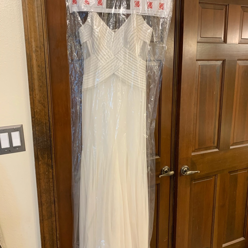 JS collections white/mesh cocktail dress